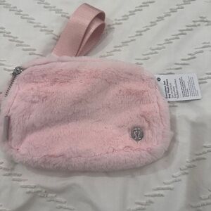 Lululemon Pink beltbag